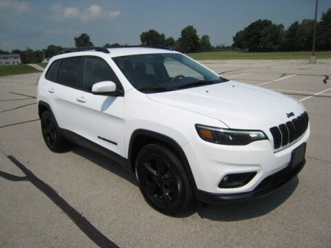 2019 Jeep Cherokee for sale at FINNEY'S AUTO & TRUCK in Atlanta IN