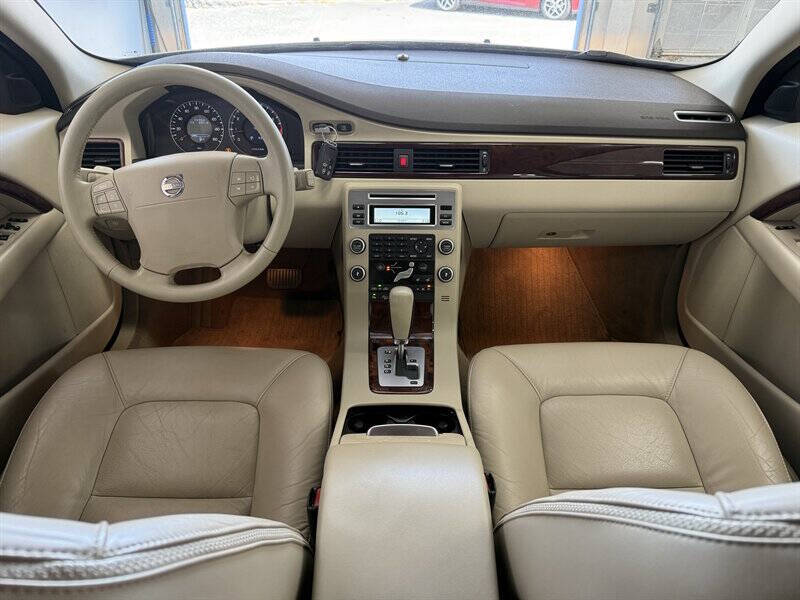 2008 Volvo XC70 3.2