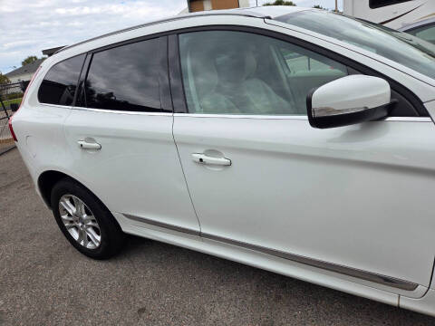 2015 Volvo XC60 T5 Premier