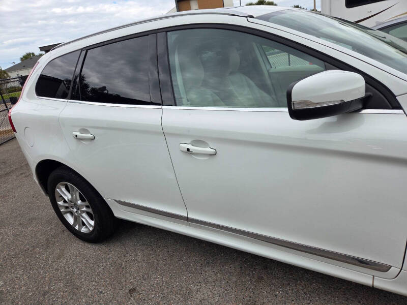 2015 Volvo XC60 T5 Premier