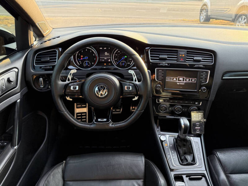 2016 Volkswagen Golf R 4Motion