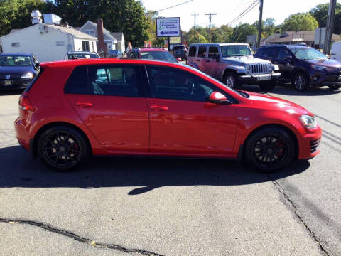 2017 Volkswagen Golf GTI