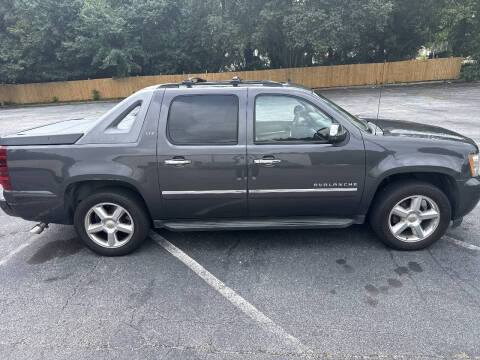 2011 Chevrolet Avalanche LTZ