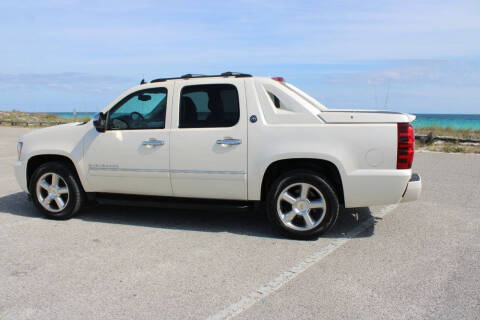 2013 Chevrolet Avalanche LTZ Black Diamond
