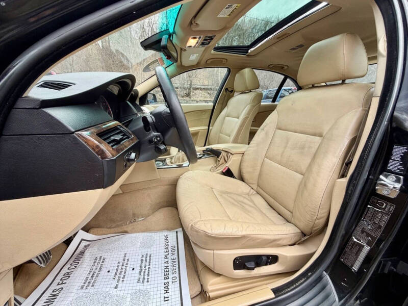 2004 BMW 5 Series 530i