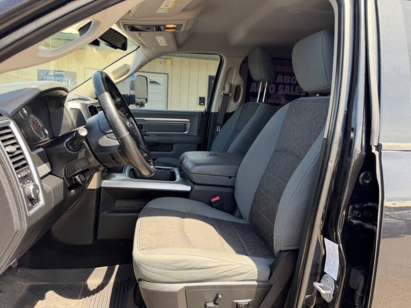 2017 RAM 1500 SLT