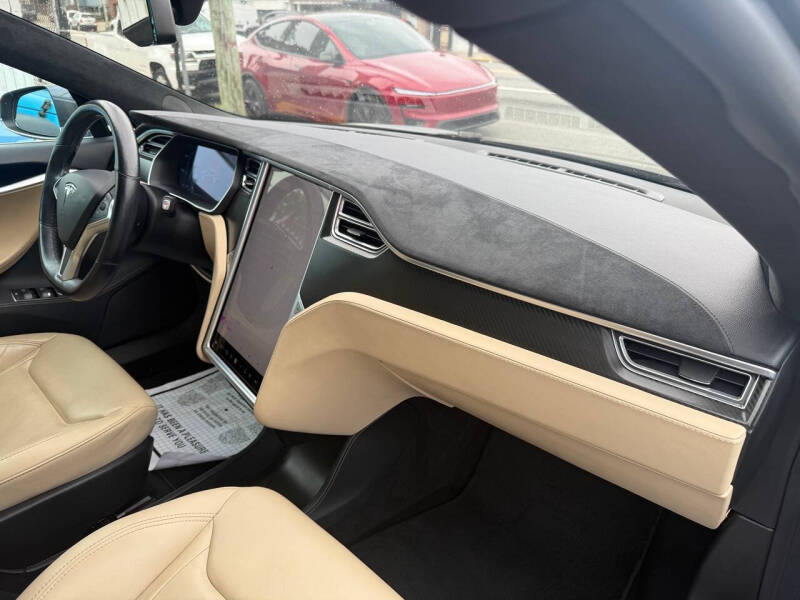 2014 Tesla Model S P85D