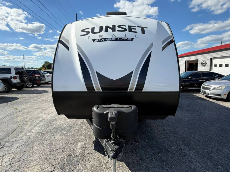 2023 Crossroads RV Sunset Trail Super Lite