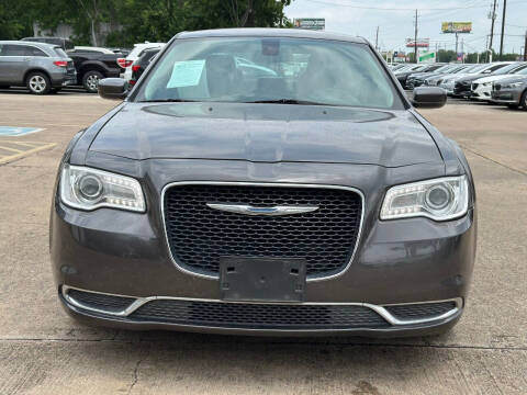 2017 Chrysler 300 Limited