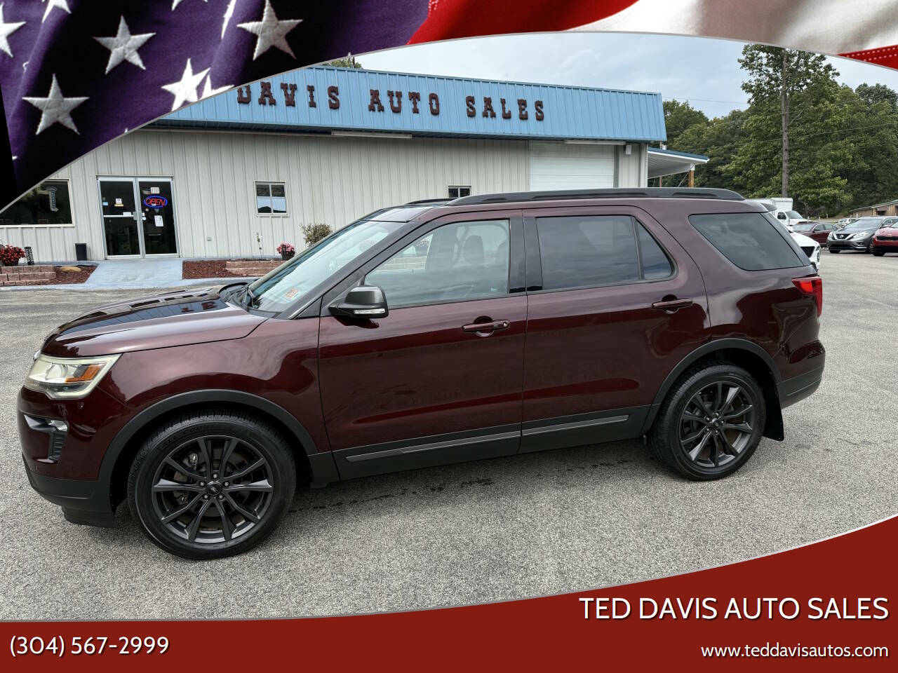 Red 2018 Ford Explorer XLT AWD XLT 4dr SUV 1