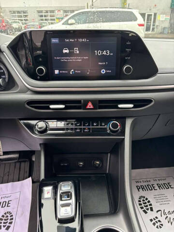 2022 Hyundai Sonata SE