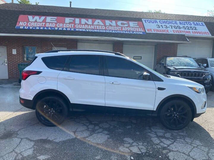 2019 Ford Escape SE