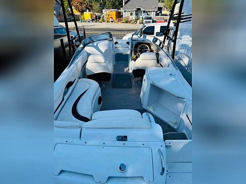 2001 Four Winns FUNSHIP 254