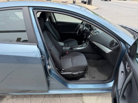 2010 Mazda MAZDA3 i Touring
