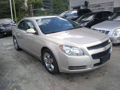 2009 Chevrolet Malibu for sale at Six Brothers Mega Lot in Youngstown OH