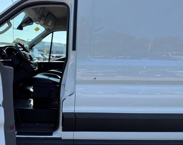 2026 Ford Transit 250
