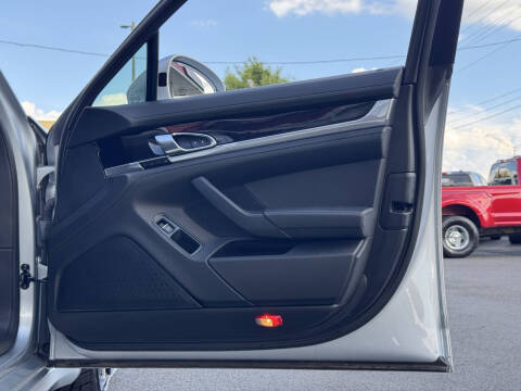 2015 Porsche Panamera S E-Hybrid
