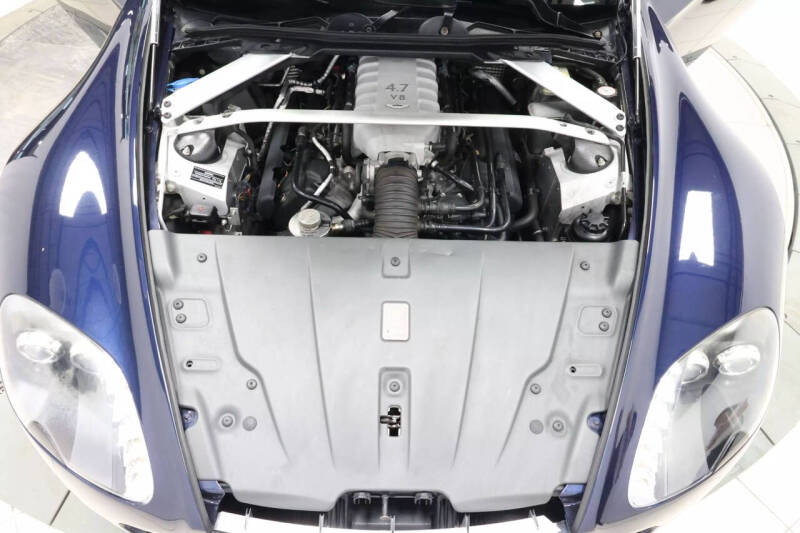 2014 Aston Martin V8 Vantage Roadster