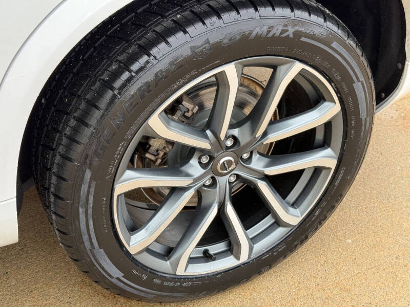 2019 Volvo XC90 T5 Momentum