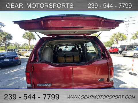 2005 Ford Excursion XLT