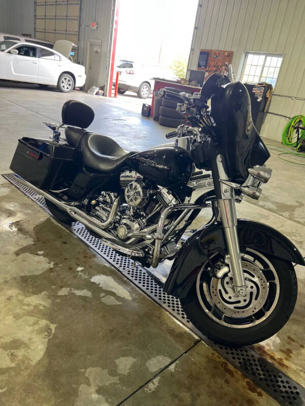 2006 Harley-Davidson FLHXI Street Glide