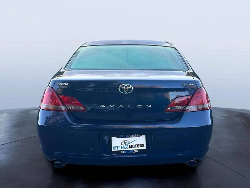 2008 Toyota Avalon Limited