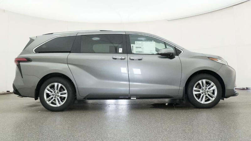 2026 Toyota Sienna Limited 7-Passenger
