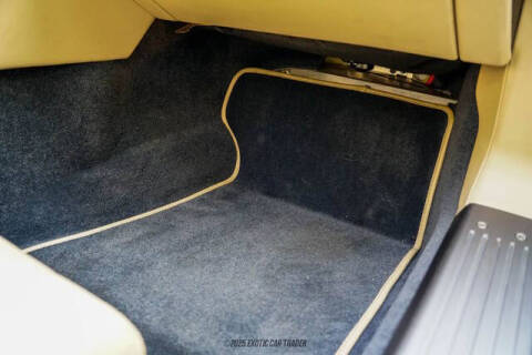 2015 Aston Martin DB9 Volante