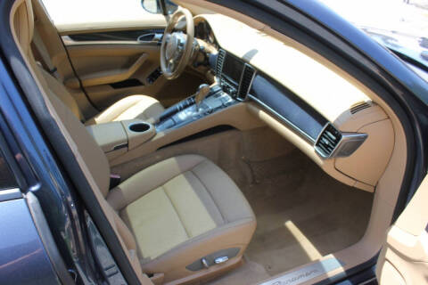2014 Porsche Panamera 4