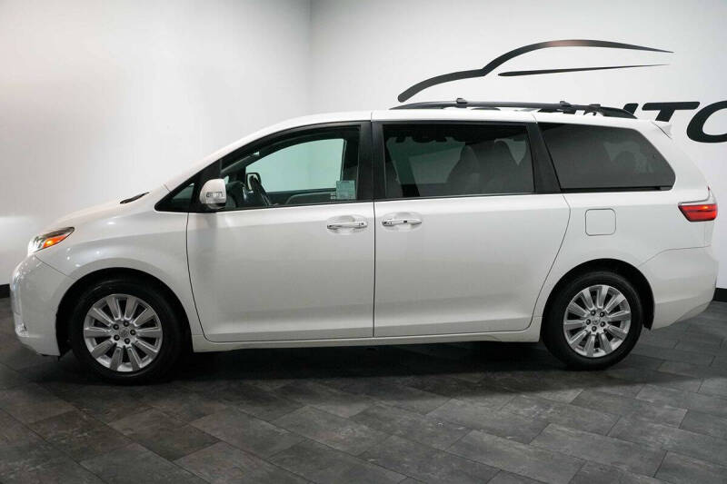 2016 Toyota Sienna