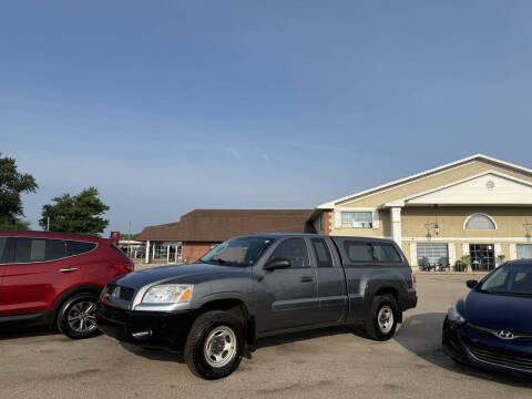 2007 Mitsubishi Raider LS