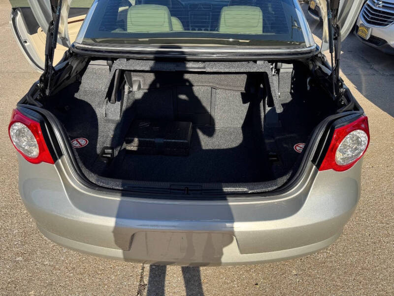 2009 Volkswagen Eos Lux