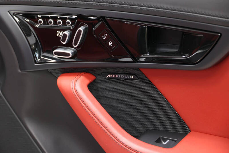 2019 Jaguar F-TYPE P340