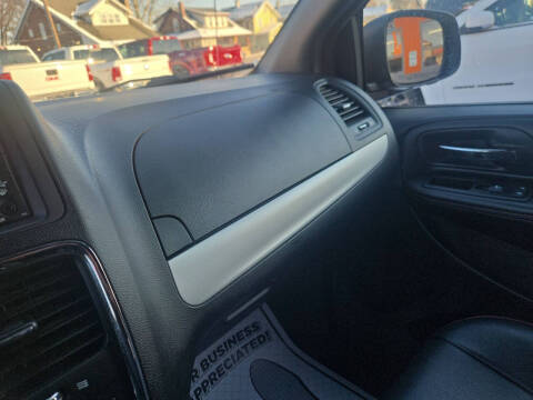 2015 Dodge Grand Caravan R/T