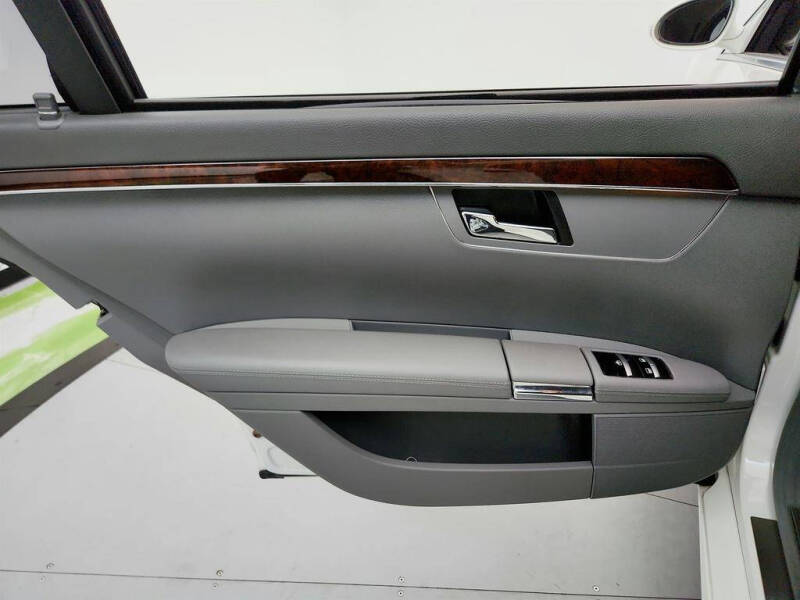 2009 Mercedes-Benz S-Class S 63 AMG