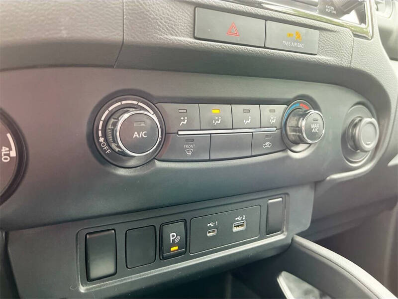 2022 Nissan Frontier S