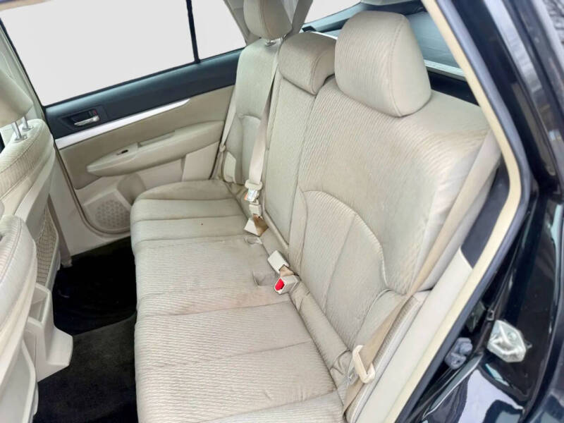 2012 Subaru Outback 2.5i Premium