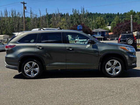 2015 Toyota Highlander Limited Platinum