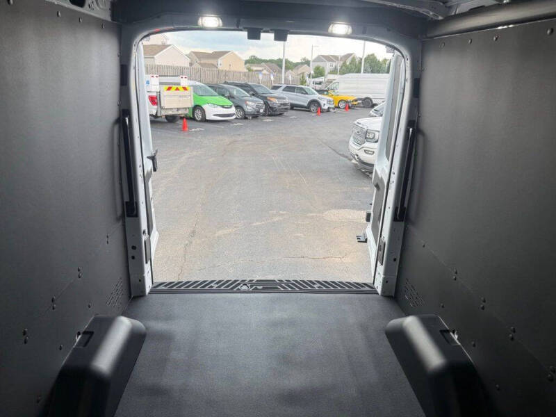 2026 Ford Transit 250