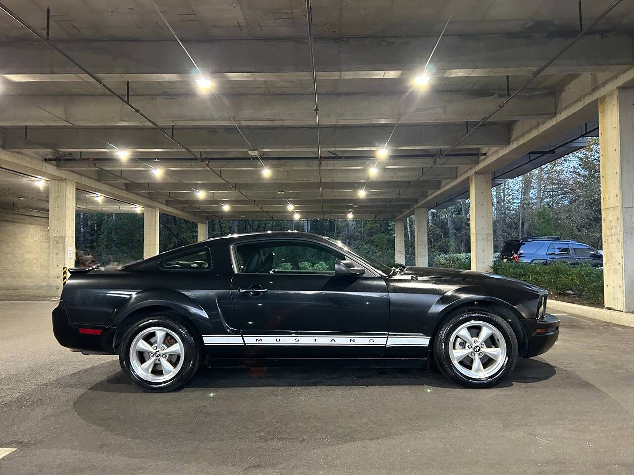 2007 Ford Mustang for sale at Issaquah Autos in Issaquah, WA