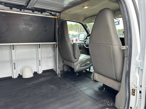 2023 GMC Savana 2500