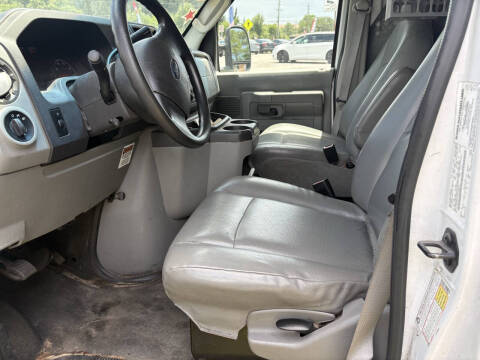 2014 Ford E-Series E-250