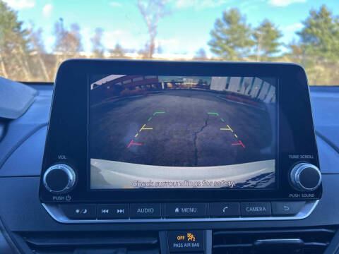 2025 Nissan Altima 2.5 SV