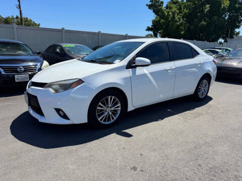 2014 Toyota Corolla LE Plus