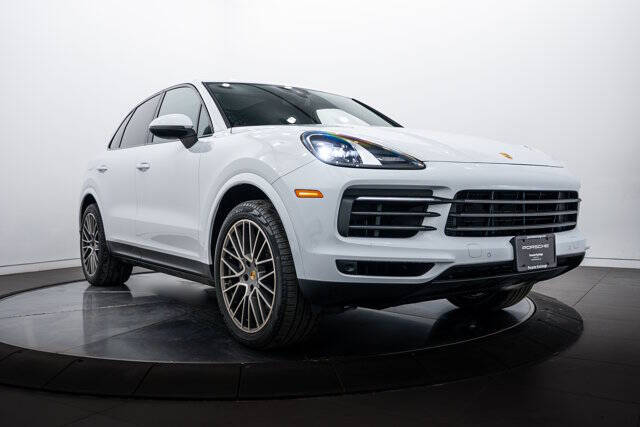 2023 Porsche Cayenne Platinum Edition