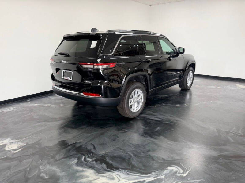 2026 Jeep Grand Cherokee Laredo X