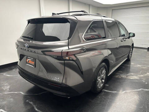2024 Toyota Sienna