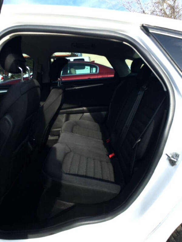 2014 Ford Fusion SE