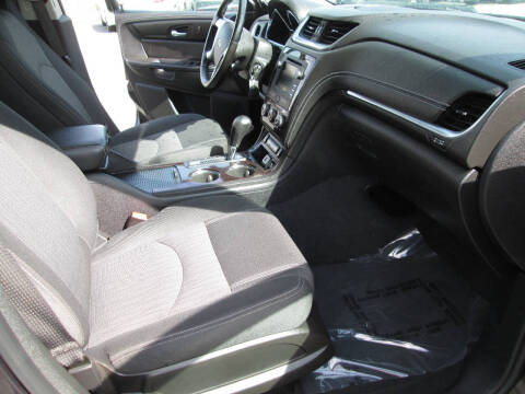 2017 Chevrolet Traverse LT