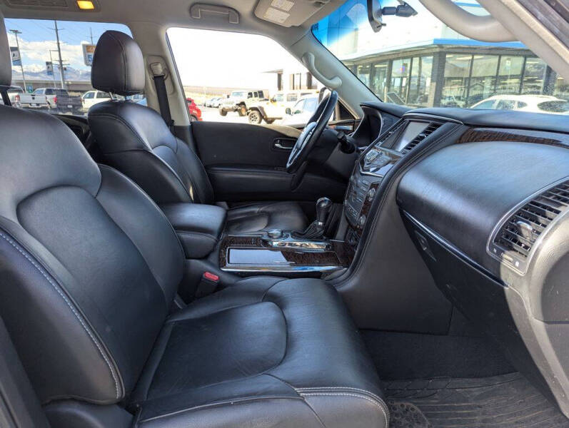 2017 Nissan Armada SV